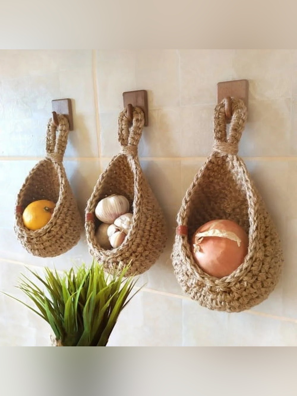 Set 3 Handwoven teardrop Jute Hanging Wall Baskets kitchen storage decor cottage